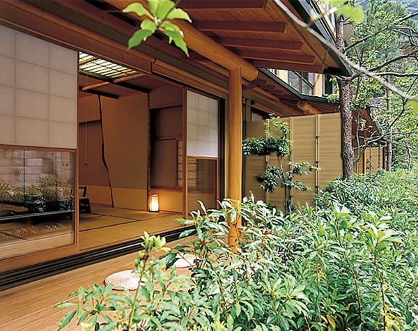 Nishiyama Onsen Keiunkan Ryokan 5*